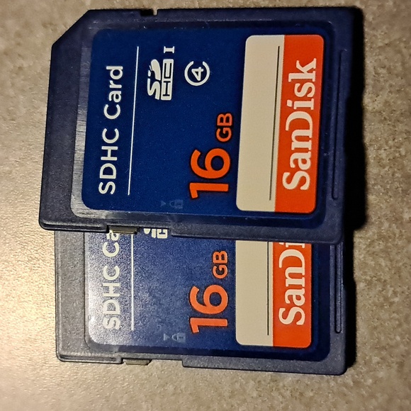 SD Cards By SanDisk 16GB & 32GB Lot Of 8 - Picture 4 of 4